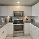Grand Panama Beach Resort - The Grand 201 - Sunny Shores